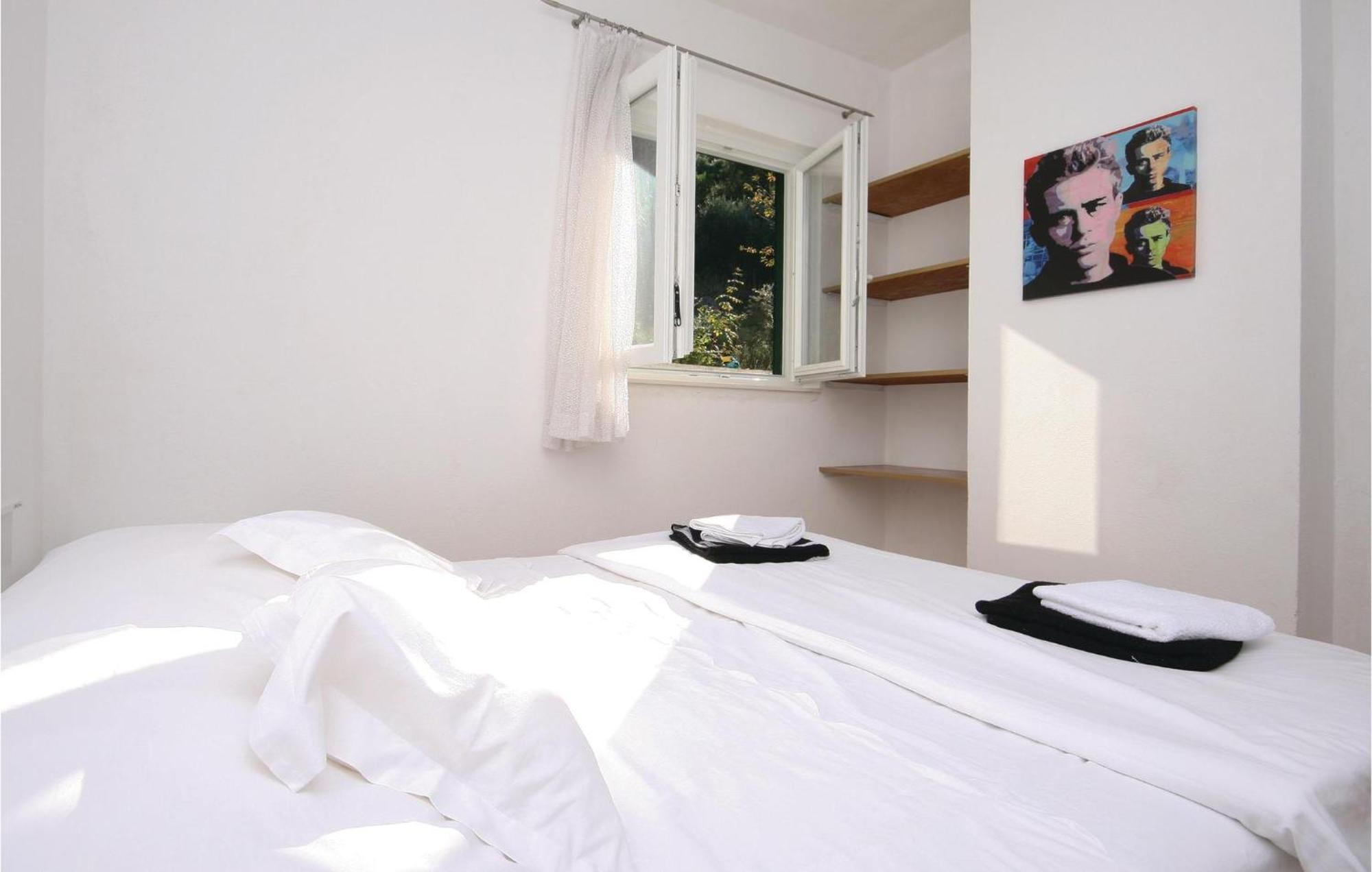 2 Bedroom Beautiful Home In Sparadici Grebaštica Eksteriør bilde