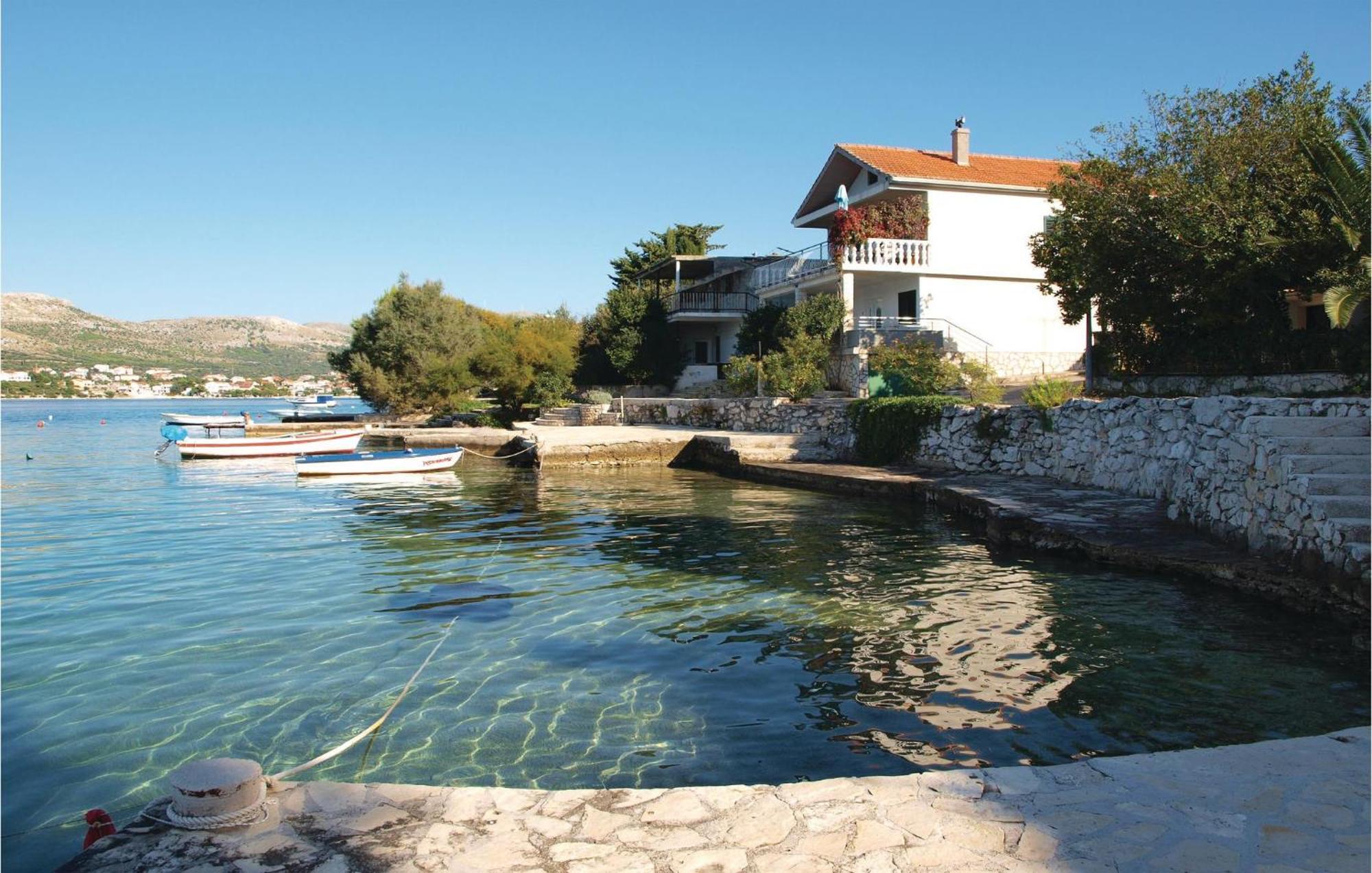 2 Bedroom Beautiful Home In Sparadici Grebaštica Eksteriør bilde